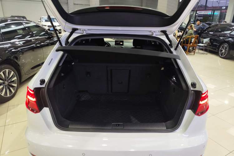 Used Audi A3 2020 Restyled Sportback 35 TFSI Entry-Level China VI Emission Standard
