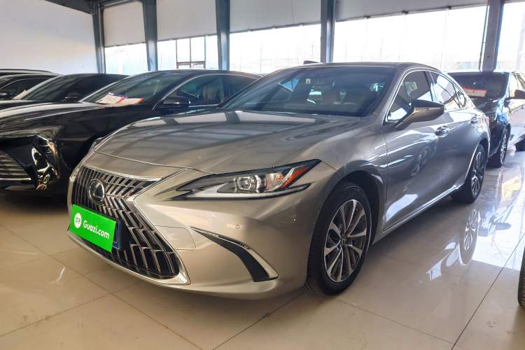 Used Lexus ES 2023 200 Excellence Edition