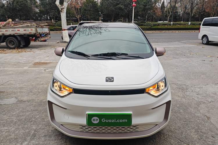 Used SOL E10X 2021 302 km Range Fashion Edition 31.4 kWh