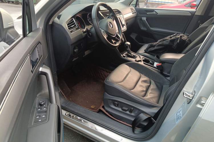 Used Volkswagen Tiguan L 2018 330TSI Automatic Two-Wheel Drive Luxury Edition
