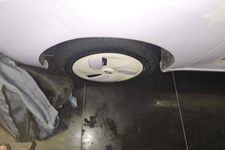 Used Chery QQ Ice Cream 2022 170km Sundae Phosphate Lithium-Ion
