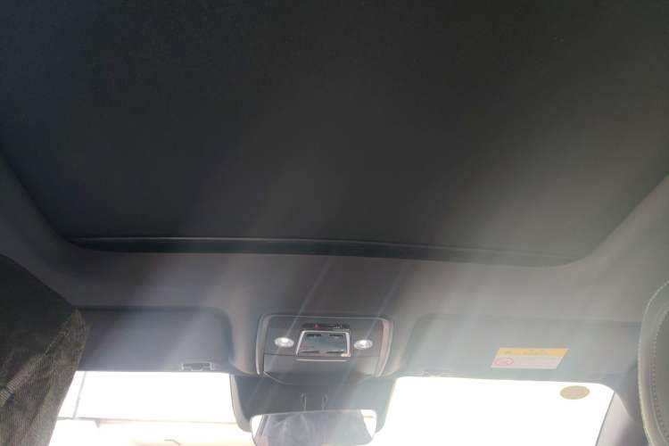 Used BYD Song L DM-i 2025 Intelligent Driving Version 112 km Beyond-Range Type
