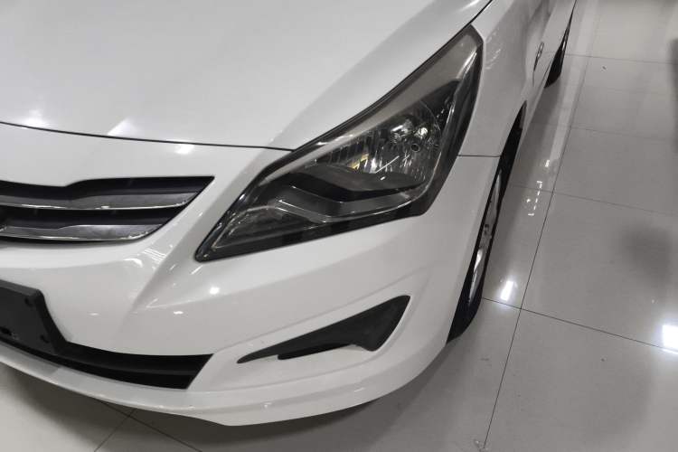 Used Hyundai Verna 2014 1.4L Manual Fashion GS Model
