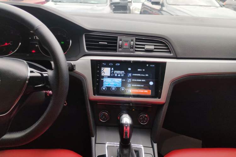 Used Volkswagen Lamando 2018 230TSI DSG Fashion Edition
