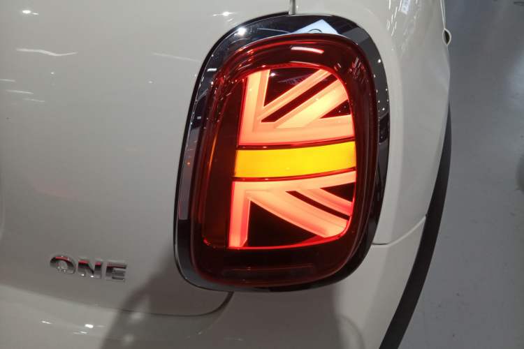 Used  MINI 2022 1.5T ONE
