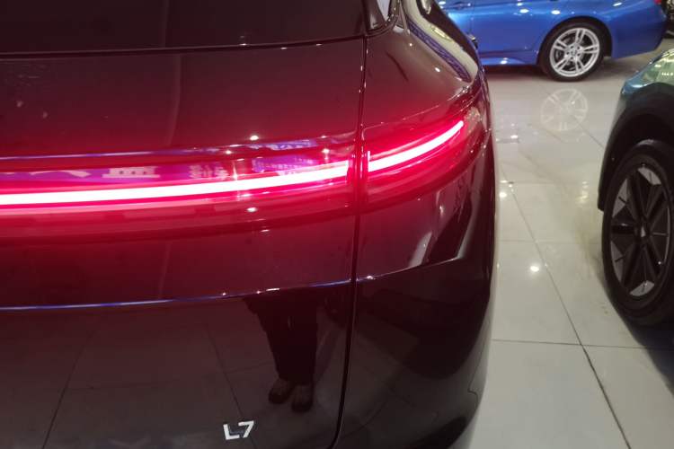 Used Li Auto L7 2023 Air model
