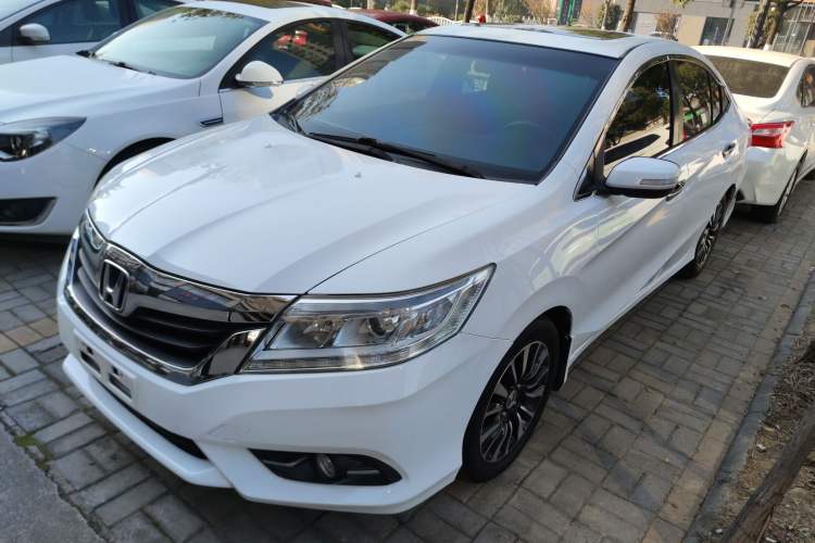 Used Honda Crider 2013 1.8L automatic luxury edition
