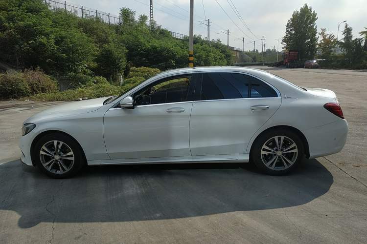 Used Mercedes-Benz C-Class 2016 C 200 L Sport Edition
