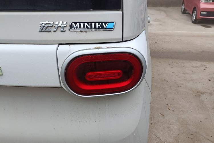 Used Wuling Hongguang MINIEV 2024 3rd Generation 215km Youth Edition
