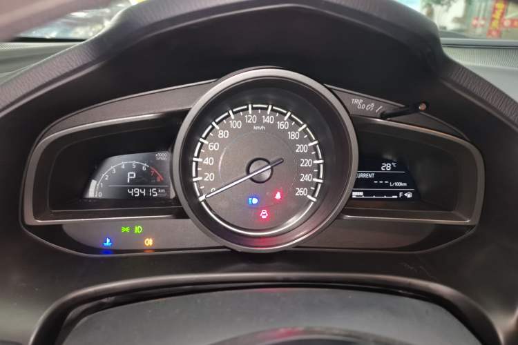 Used Mazda Mazda 3 Axela 2019 Cloud-Controlled Version Hatchback 1.5L Automatic Luxury Model Emission Standard China V
