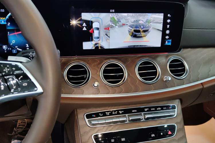 Used Mercedes-Benz E-Class 2022 Revised Version E 300 L Luxury Edition
