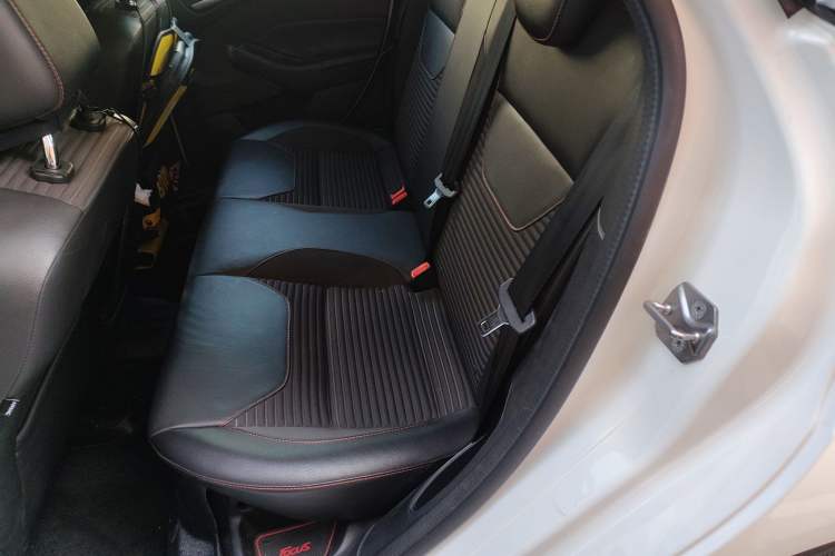 Used Ford Focus 2017 1.5T CTCC White and Black Limited Edition
