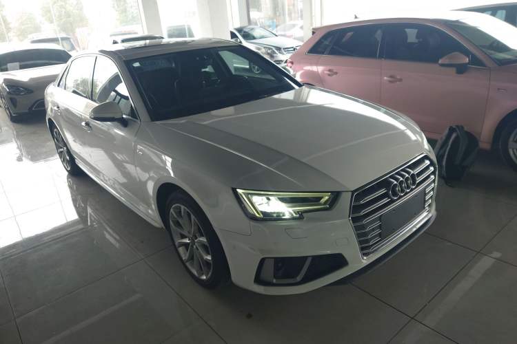 Used Audi A4L 2019 40 TFSI Fashion Edition China VI Emission Standard