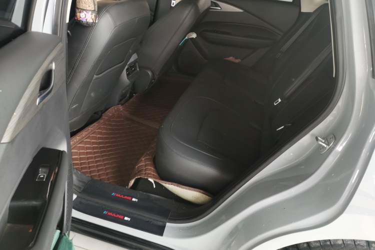 Used Wuling Xingguang 2024 Co-Creation Edition 510 Advanced Model