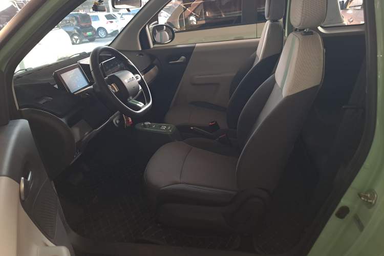 Used  Lumin 2022 301km Honey-Sweet Version