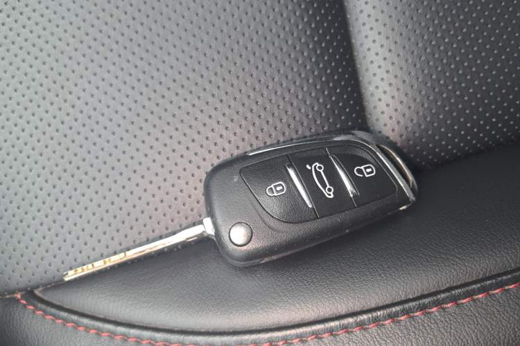 Used Toyota YARiS L Zhi Xian 2020 X-Trail X 1.5L CVT Luxury Edition
