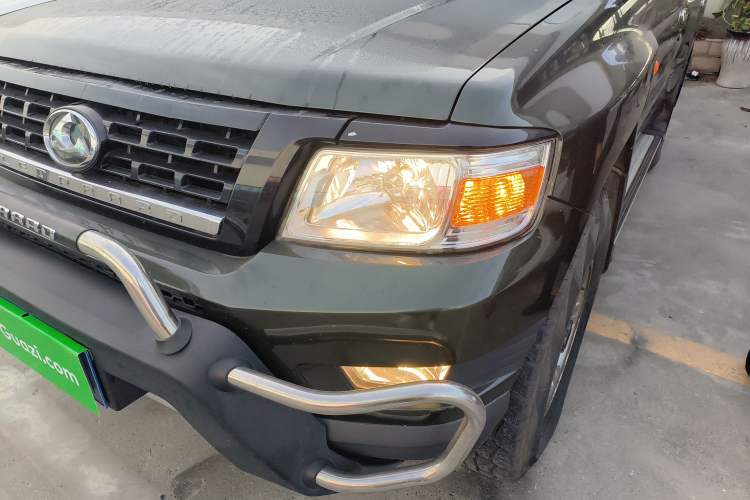 Used Leopaard Q6 2015 2.4L Manual 4x4 Excellence Edition
