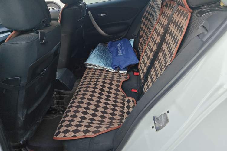 Used BMW 1 Series (Import) 2008 120i automatic transmission
