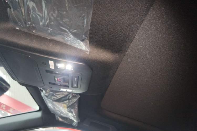 Used Toyota Crown Land Cruiser 2024 2.5L HEV Four-Wheel Drive Premium Edition
