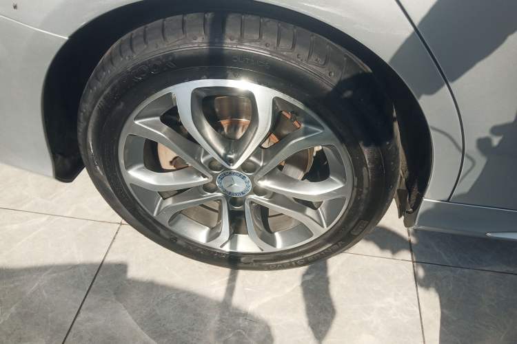 Used Mercedes-Benz C-Class 2015 C 200 L Sport Edition
