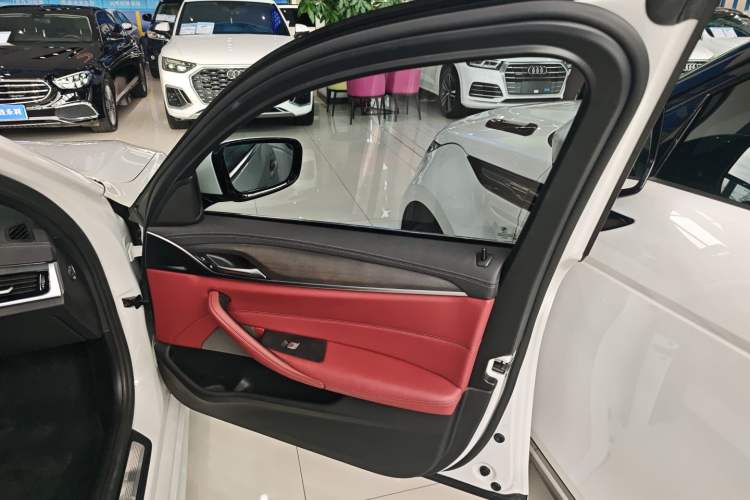 Used BMW 5 Series New Energy 2022 Restyled 535Le M Sport Package
