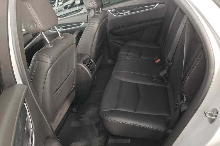 Used Cadillac XT5 2022 2.0T Two-Wheel Drive Luxury Version
