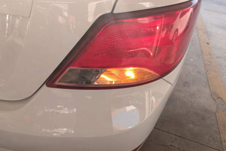 Used Hyundai Verna 2014 1.4L Automatic Smart GLS
