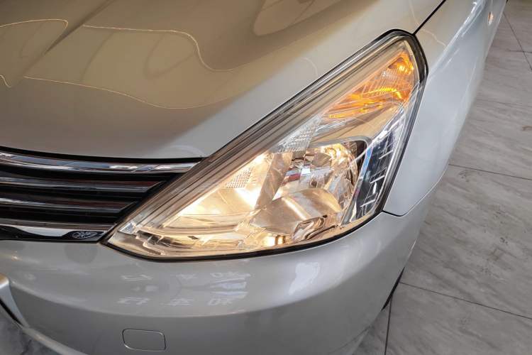 Used Nissan Livina 2015 1.6XE CVT Comfort Edition
