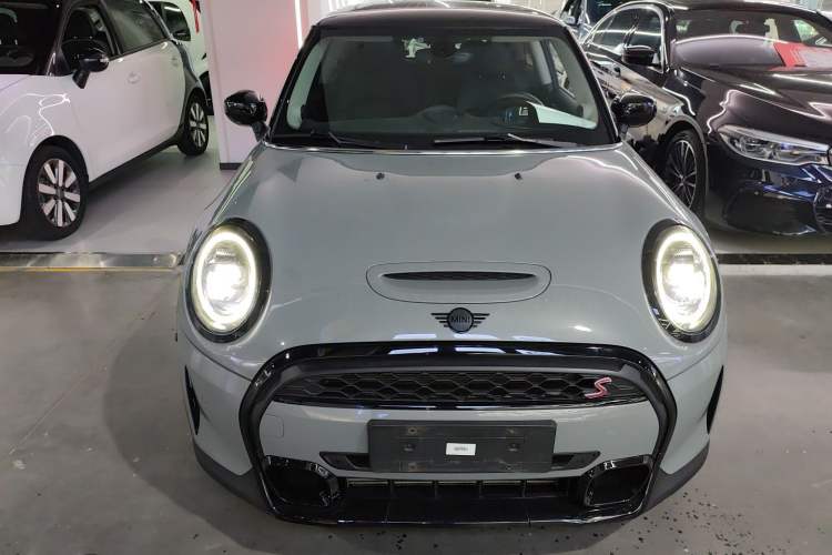 Used MINI MINI 2023 2.0T COOPER S Artist