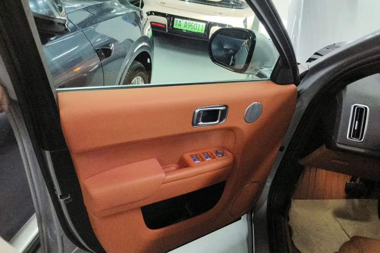 Used Li Auto L9 2022 Max model
