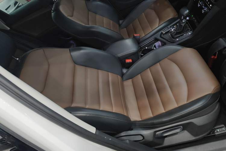 Used Volkswagen Tharu 2020 280TSI Two-Wheel Drive Luxury Plus Version China VI Standard