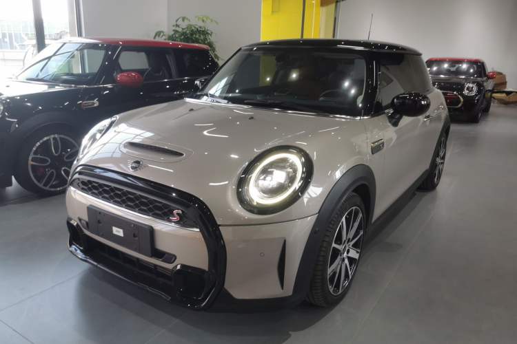 Used  MINI 2022 2.0T COOPER S Classic Edition
