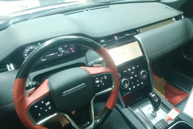 Used Land Rover Discovery Sport 2022 Revised Version 249 PS R-Dynamic S Performance Edition 5 Seats
