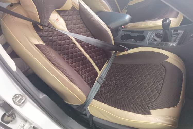 Used Volkswagen Bora 2019 Revised Version 1.5L Manual Fashion Edition China VI Standard
