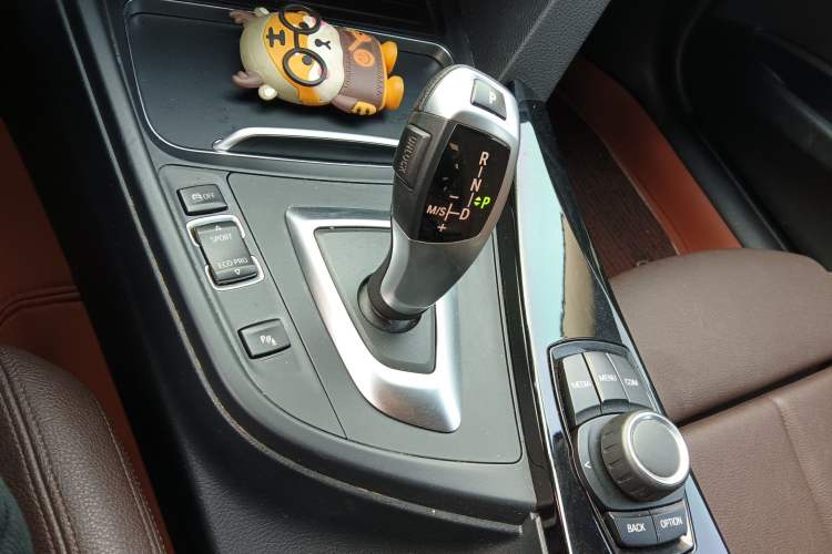 Used BMW 3 Series 2018 320Li Fashion Model
