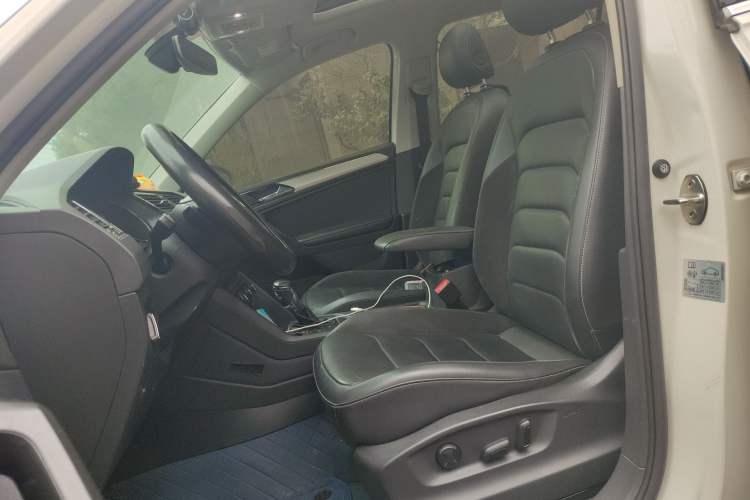 Used Volkswagen Tiguan L 2017 330TSI Automatic Two-Wheel Drive Luxury Edition
