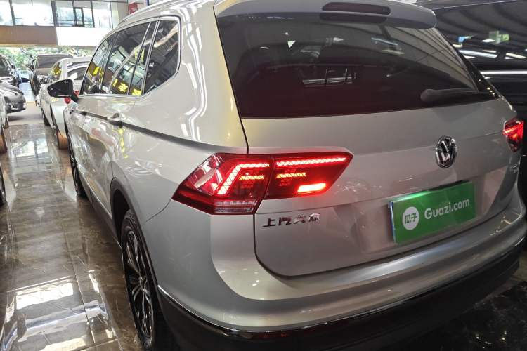 Used Volkswagen Tiguan L 2018 380TSI Automatic All-Wheel Drive Luxury Edition