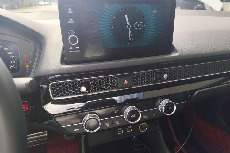 Used Honda Civic 2022 240TURBO CVT Dynamic Edition
