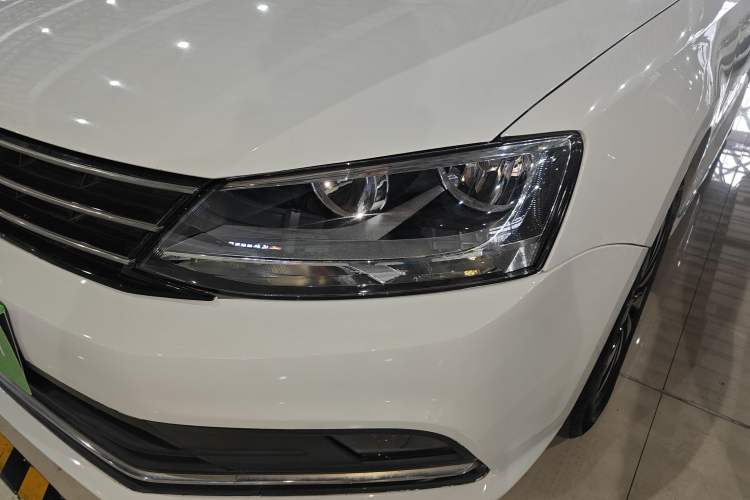 Used Volkswagen Sagitar 2018 1.6L Automatic Comfort Model
