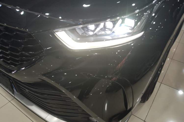 Used Toyota Crown Land Cruiser 2023 2.5L HEV Four-Wheel Drive Prestige Edition
