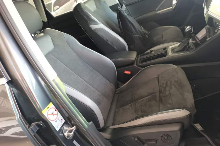 Used Audi Q3 2022 35 TFSI Fashion Dynamic Model