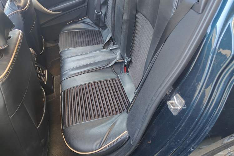 Used BMW 1 Series 2013 Facelifted 118i Leading Edition
