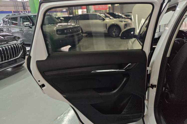 Used Skoda Kamiq 2018 1.5L Automatic Standard Edition China VI
