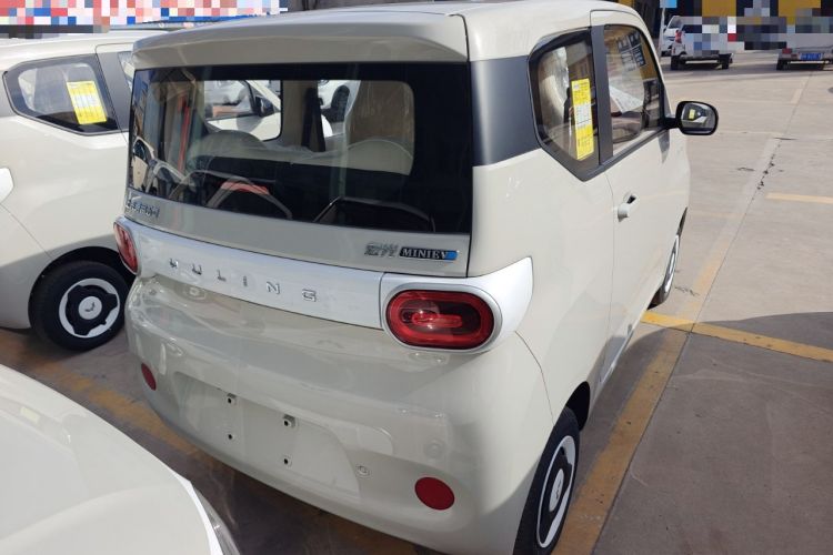 Used Wuling Hongguang MINIEV 2024 3rd Generation 215km Youth Edition