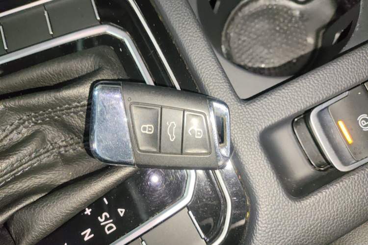 Used Volkswagen Magotan 2017 330TSI DSG Luxury Model