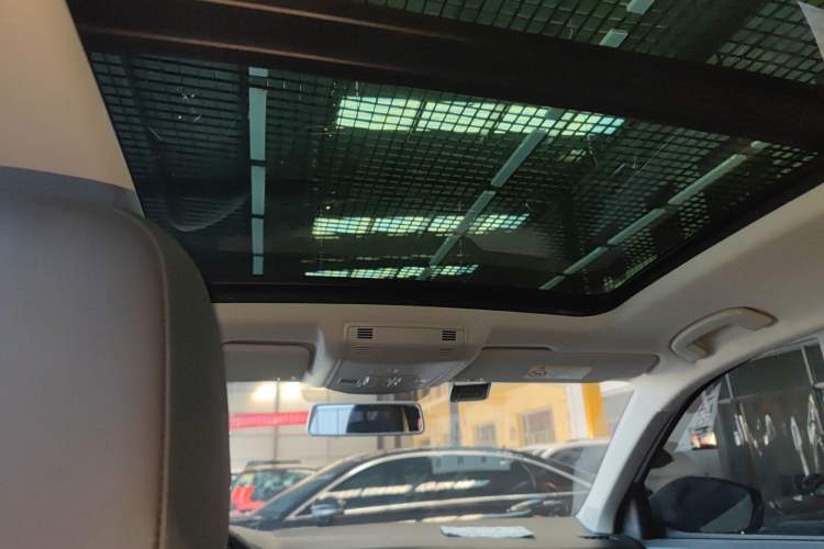 Used Volkswagen T-ROC 2020 280TSI DSG Two-Wheel Drive Comfort Version
