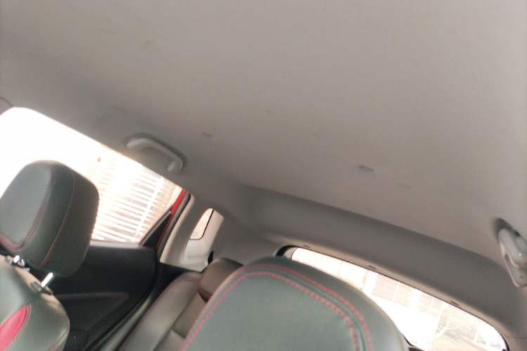 Used Changan CS15 2016 1.5L Automatic Fashion Edition
