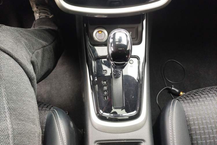 Used Nissan Tiida 2019 1.6L CVT Smart Drive Version China VI Standard