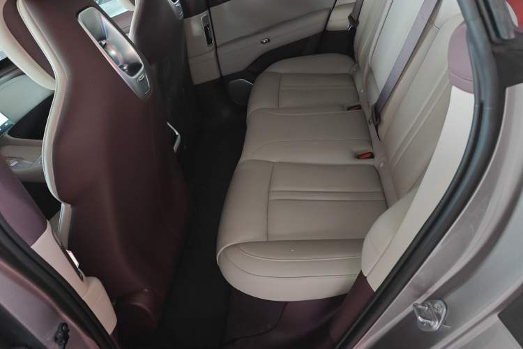 Used  YU7 2025 Ultra-Long Range Rear-Wheel Drive Version