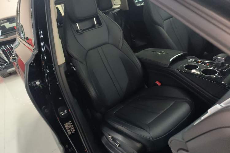 Used Hongqi HS3 PHEV 2024 PHEV 115km Jingwei Edition